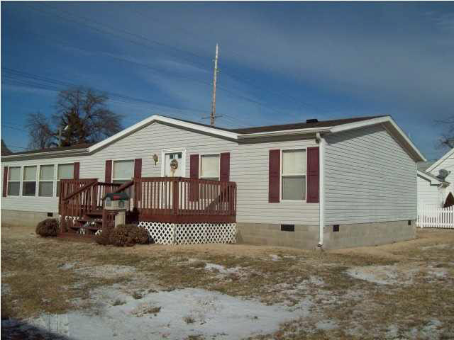 219 E Water St, Mount Vernon, IN 47620 photo 1