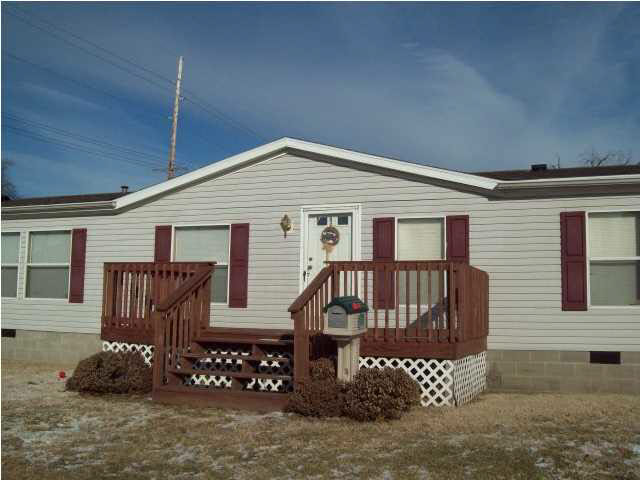 219 E Water St, Mount Vernon, IN 47620 photo 10