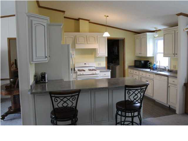 622 Elnora St, Odon, IN 47562 photo 9
