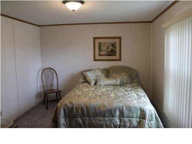 622 Elnora St, Odon, IN 47562 photo 6