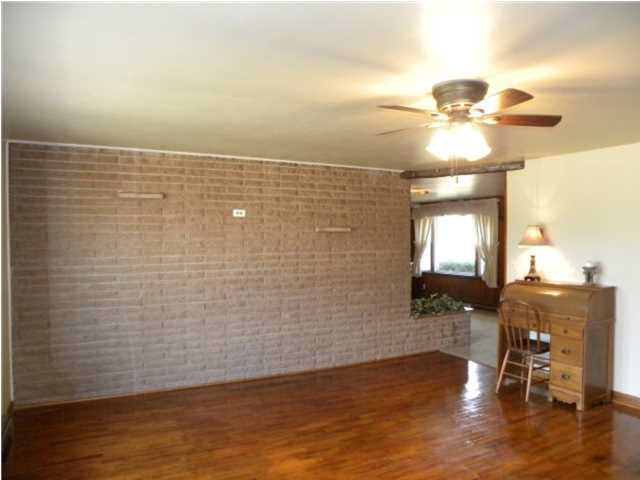 1060 E 150 S, Princeton, IN 47670 photo 6