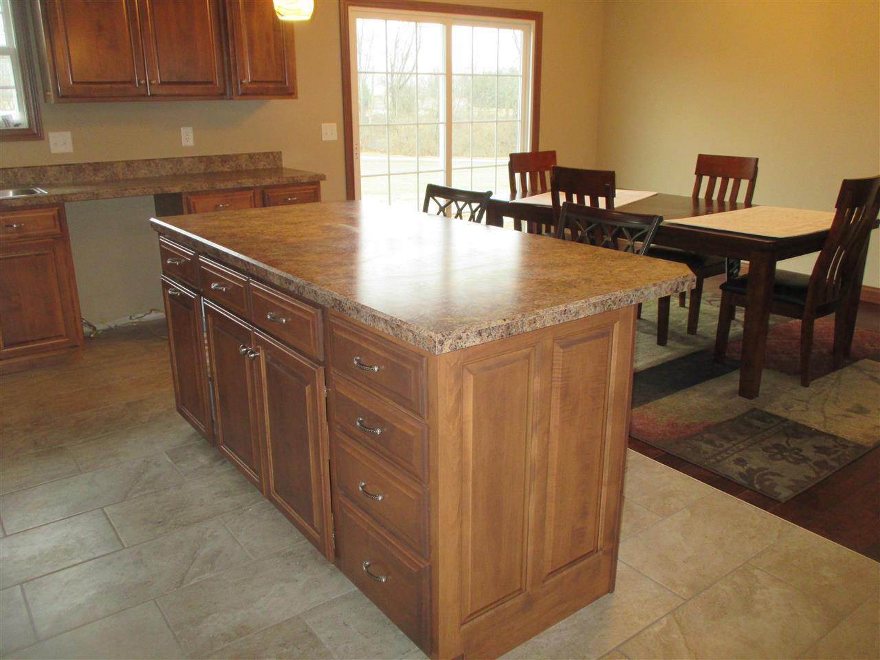 6220 Serenity Dr, Mount Vernon, IN 47620 photo 9