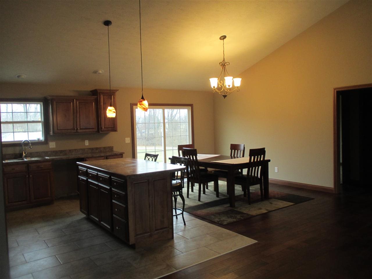 6220 Serenity Dr, Mount Vernon, IN 47620 photo 8
