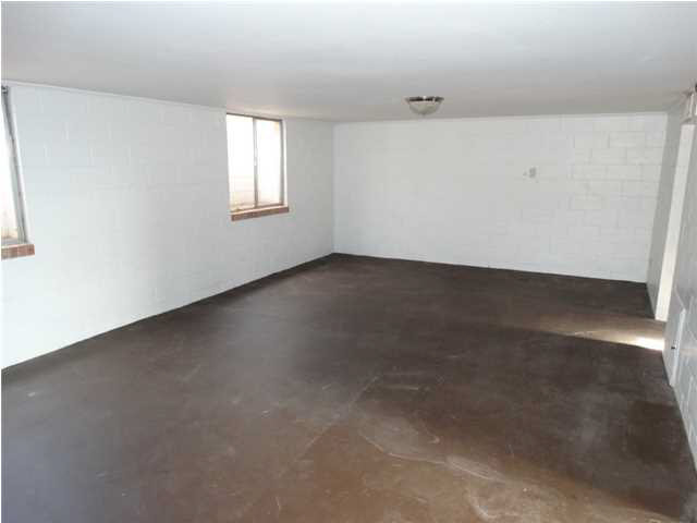 306 N Sixth Ave, Princeton, IN 47670 photo 8