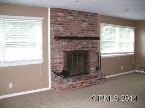 3015 Westmoor Dr, Kokomo, IN 46902 photo 2