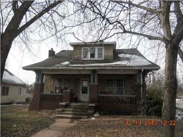 914 N Third St, Boonville, IN 47601 photo 1