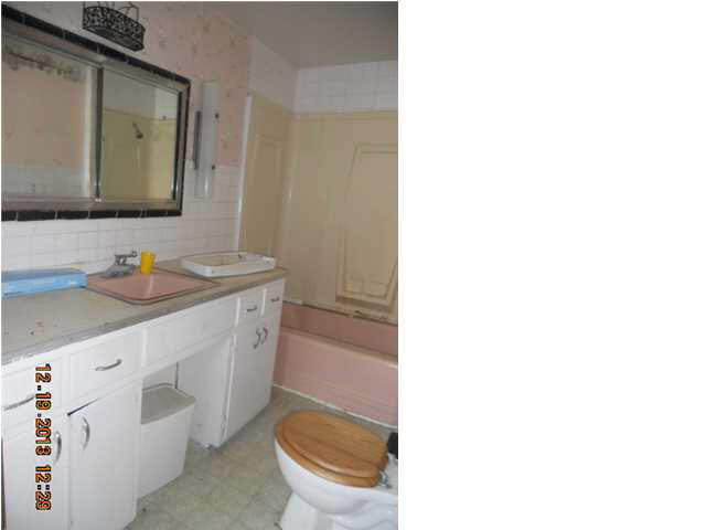 914 N Third St, Boonville, IN 47601 photo 4