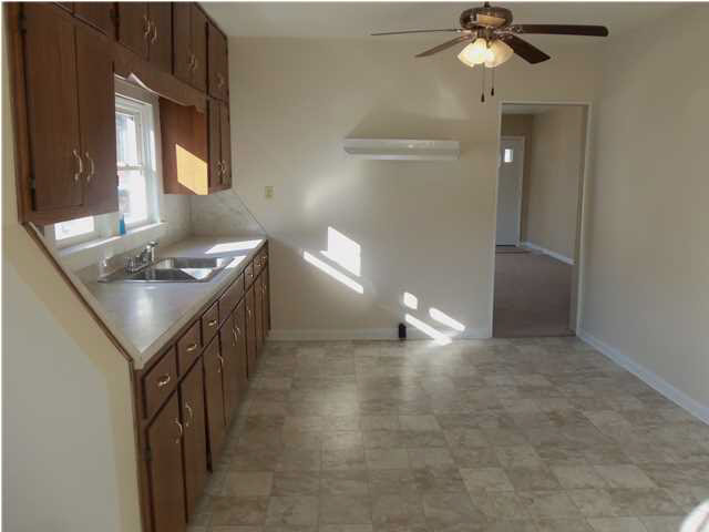 401 Mound St, Washington, IN 47501 photo 5