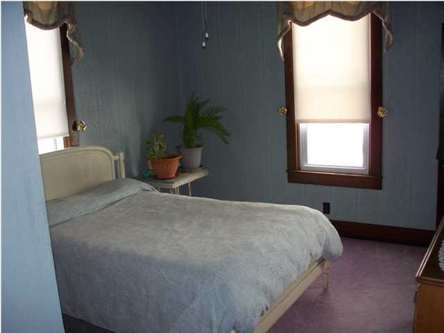 602 W Linn St, Holland, IN 47541 photo 9