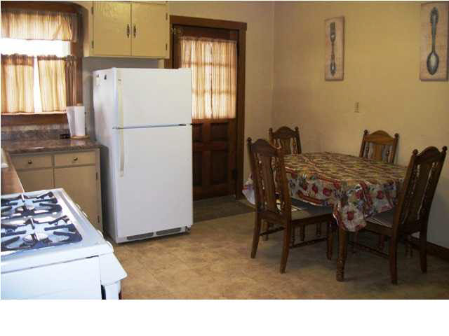 310 N Main St, Dale, IN 47523 photo 9