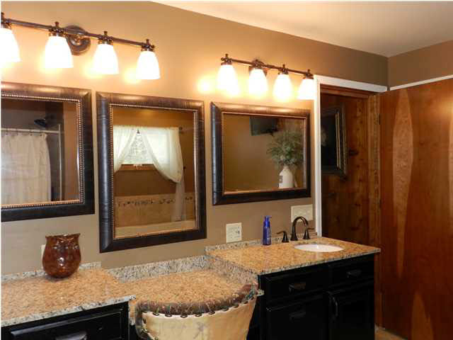 407 E Old Petersburg Rd, Princeton, IN 47670 photo 24