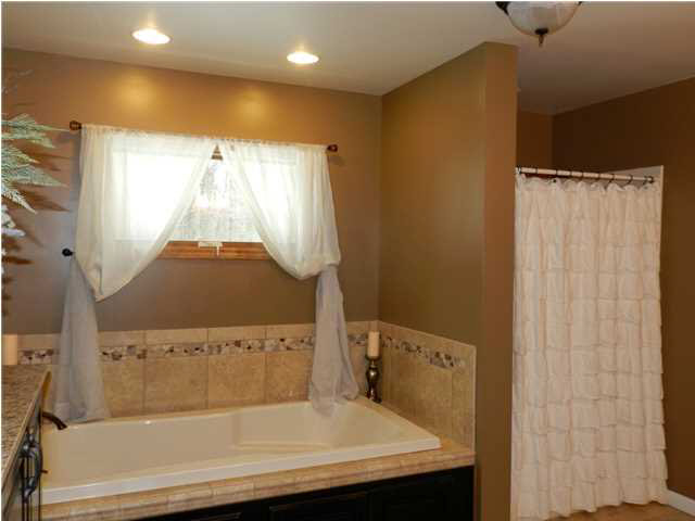 407 E Old Petersburg Rd, Princeton, IN 47670 photo 25