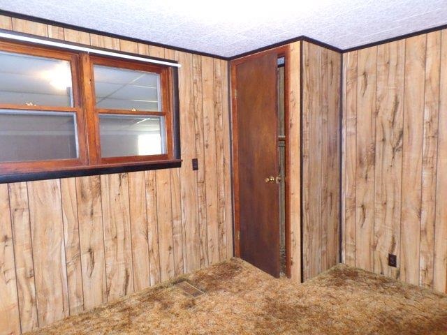 107 W Washington St, Winslow, IN 47598 photo 11