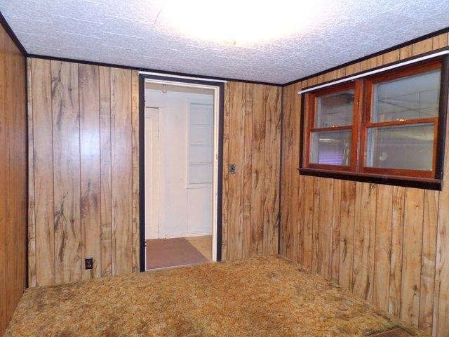 107 W Washington St, Winslow, IN 47598 photo 10