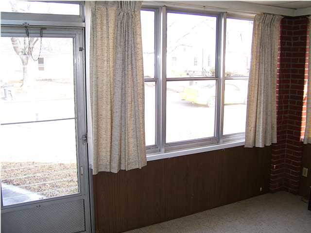 2041 E Virginia St, Evansville, IN 47711 photo 11