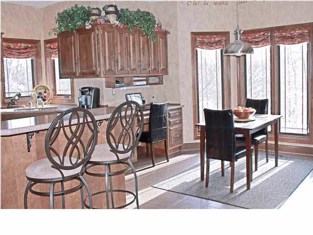 3700 Bromm Rd, Evansville, IN 47720 photo 11