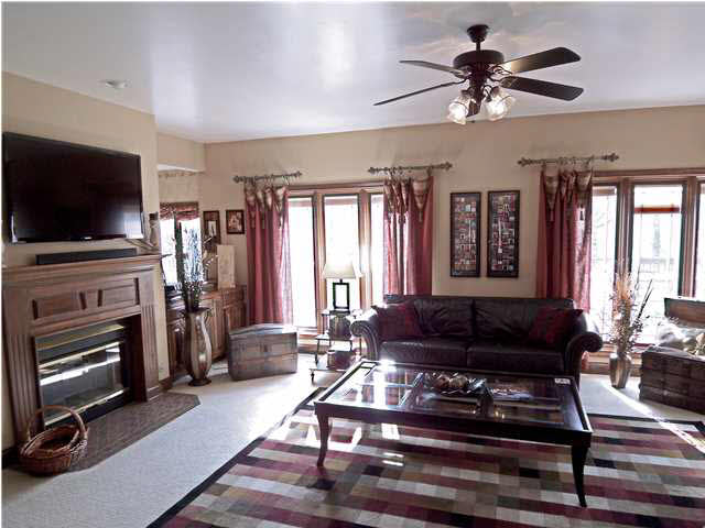 3700 Bromm Rd, Evansville, IN 47720 photo 8