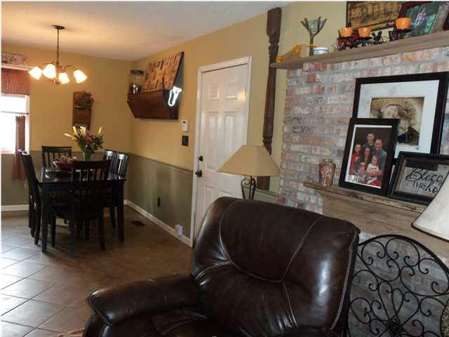 1433 Hewins Rd, Boonville, IN 47601 photo 9