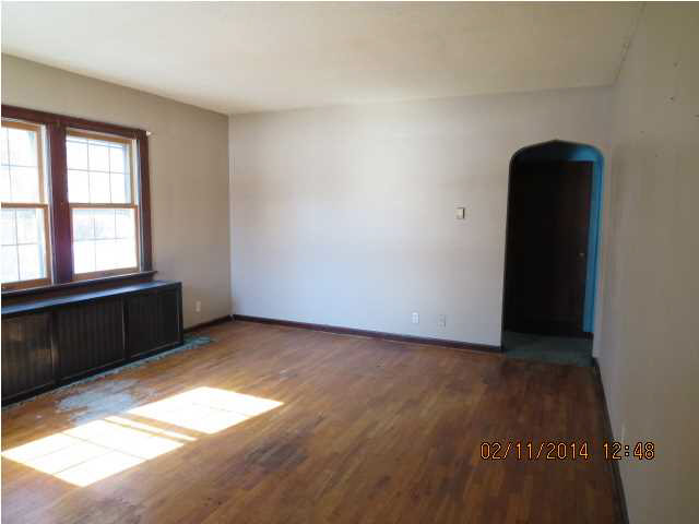 816 Bayard Park Dr, Evansville, IN 47713 photo 2
