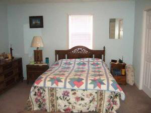 1726 25th St, Bedford, IN 47421 photo 4