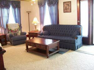 622 W Grissom Ave, Mitchell, IN 47446 photo 10