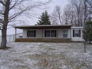 134 Glory Ln, Bedford, IN 47421 photo 1