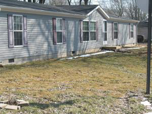 302 Grissom Ave, Mitchell, IN 47446 photo 2