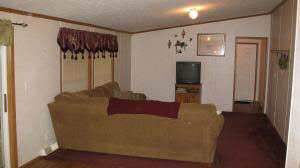 408 Brook St, Mitchell, IN 47446 photo 3