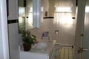 305 W 10th St, Oolitic, IN 47451 photo 9