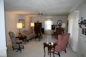 305 W 10th St, Oolitic, IN 47451 photo 6