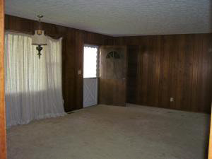 1343 Old Vincennes Rd, Mitchell, IN 47446 photo 2