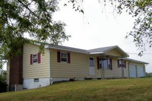 1343 Old Vincennes Rd, Mitchell, IN 47446 photo 1