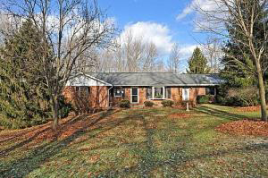 220 Hayden Dr, Bedford, IN 47421 photo 1