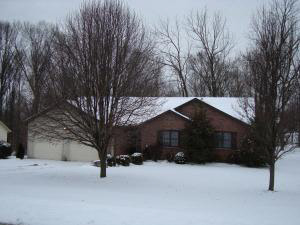 104 Stoneway Dr, Bedford, IN 47421 photo 1
