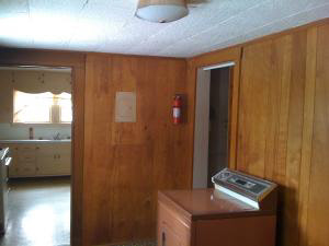 710 W Curry St, Mitchell, IN 47446 photo 8