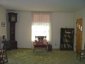 505 N 8th St, Mitchell, IN 47446 photo 3