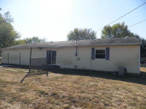 217 Middle Ave, Bedford, IN 47421 photo 2