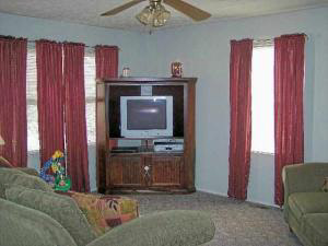 163 J Hunter Dr, Bedford, IN 47421 photo 3