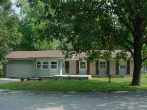 416 Forest View Dr, Bedford, IN 47421 photo 1