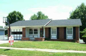 2832 Hillside Dr, Bedford, IN 47421 photo 1