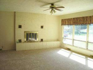 1001 Hancock Ave, Mitchell, IN 47446 photo 3