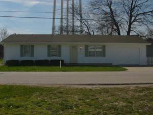 219 N 13th St, Mitchell, IN 47446 photo 1