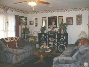 257 Bartlett Dr, Mitchell, IN 47446 photo 2