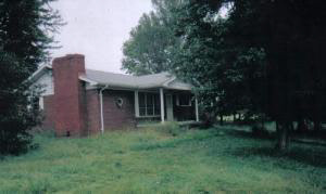 843 E Harrod Rd, Austin, IN 47102 photo 1