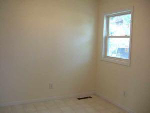 1006 Tulip St, Mitchell, IN 47446 photo 4