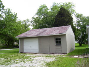 711 Gilbert Dr, Mitchell, IN 47446 photo 13