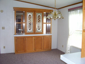 711 Gilbert Dr, Mitchell, IN 47446 photo 3