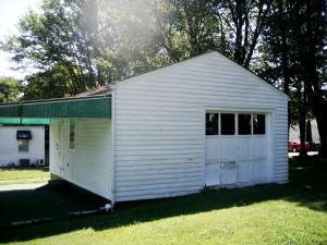 451 S 9th St, Mitchell, IN 47446 photo 2