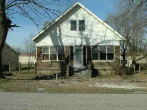 311 Vine St, Mitchell, IN 47446 photo 1