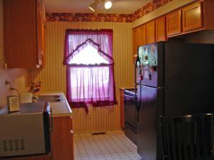 75 N St, Bedford, IN 47421 photo 2